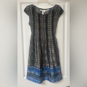 Studio M Black and Blue Cap-Sleeve Dress